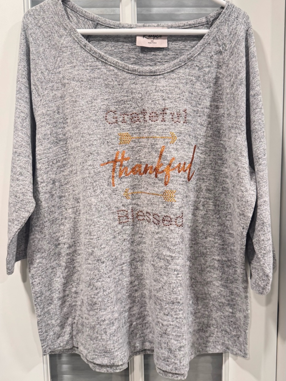 Kensie Gray Heather 'Thankful' Sweatshirt with Gold Accent